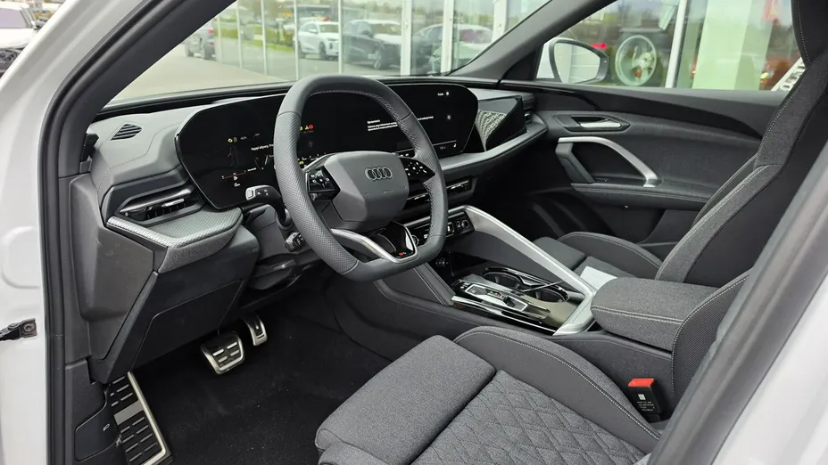 AUDI Q5 -