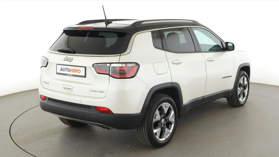 JEEP Compass -