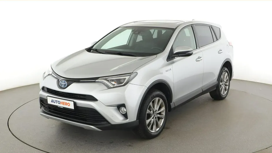 TOYOTA RAV4 -
