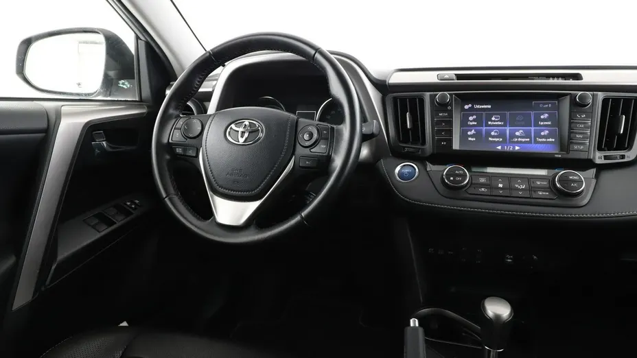 TOYOTA RAV4 -