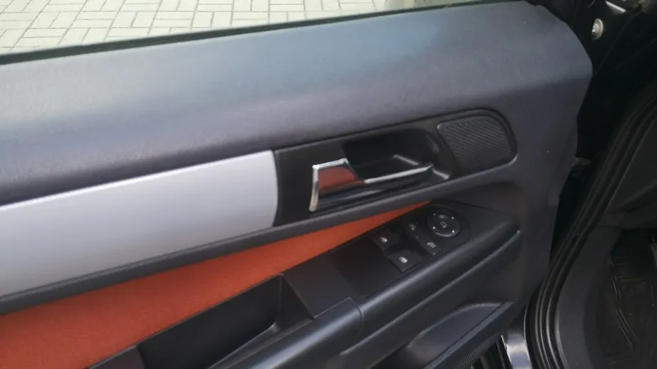 OPEL Zafira -