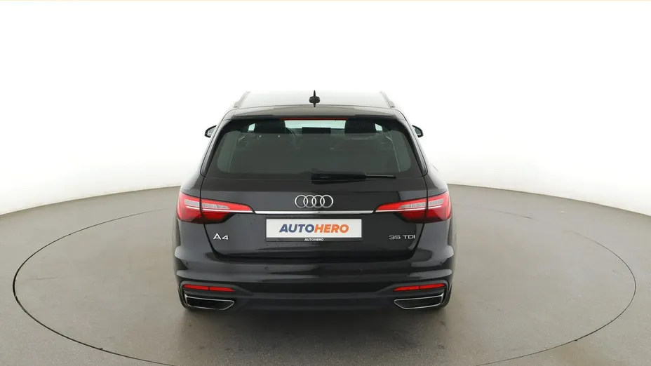 AUDI A4 -