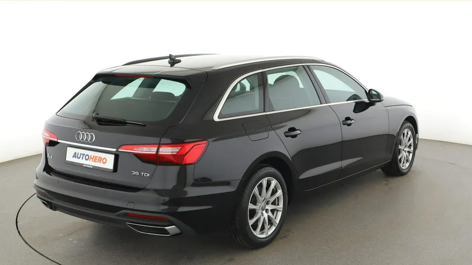 AUDI A4 -