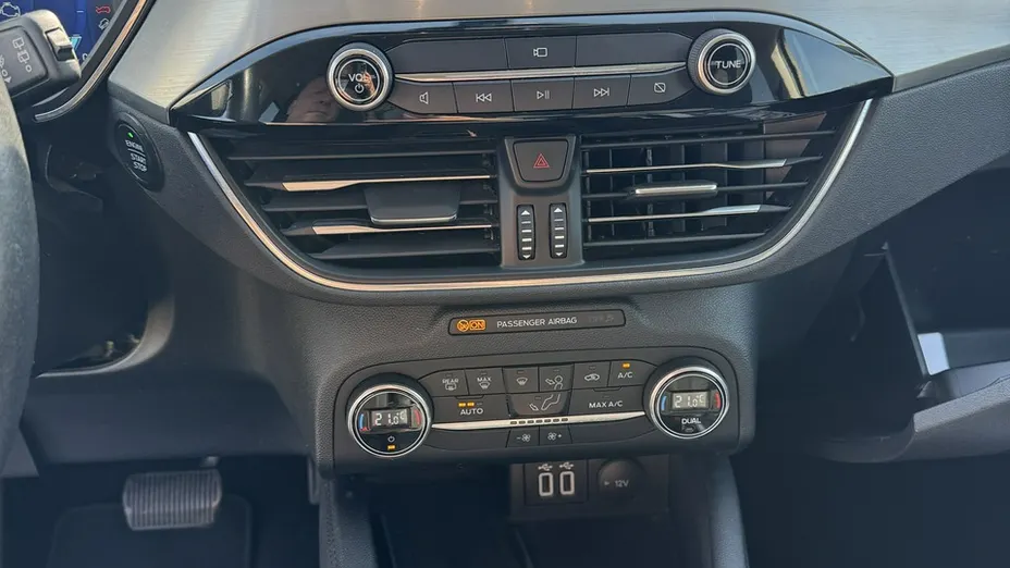 FORD Kuga -