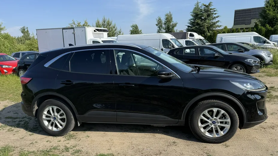 FORD Kuga -