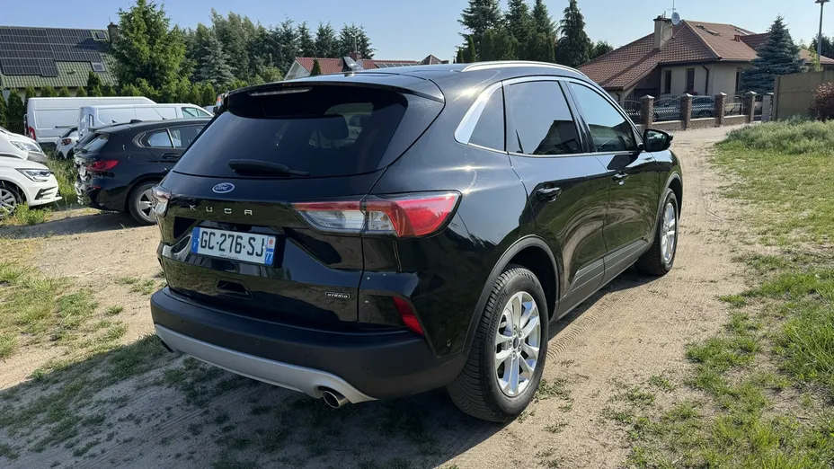 FORD Kuga -