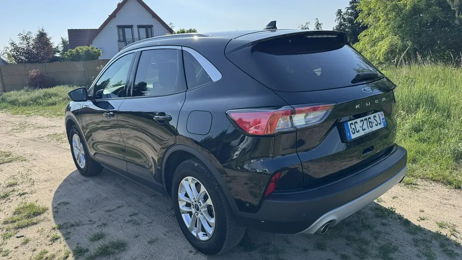 FORD Kuga -