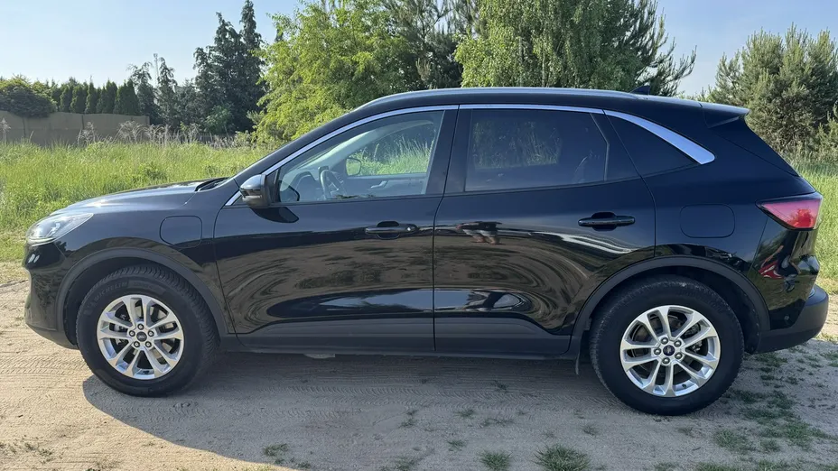 FORD Kuga -