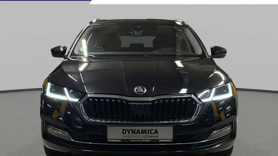 SKODA Octavia -
