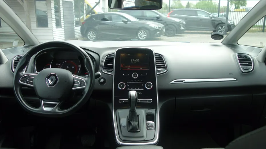 RENAULT Scenic -