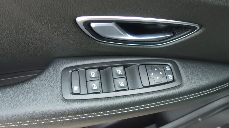 RENAULT Scenic -