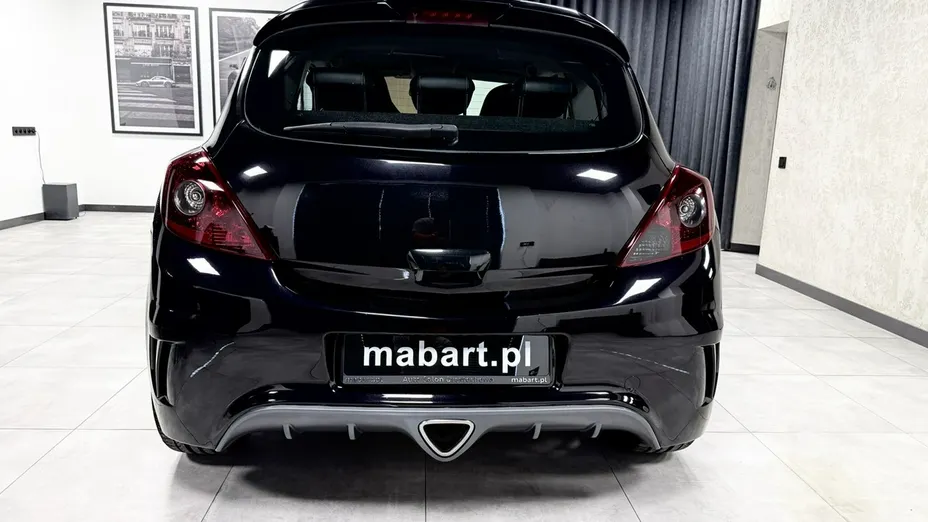 OPEL Corsa -