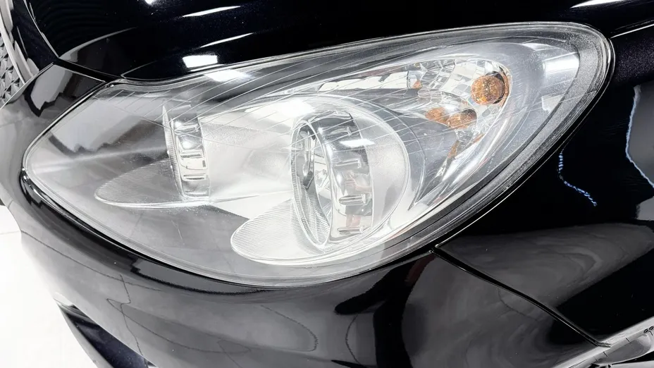 OPEL Corsa -
