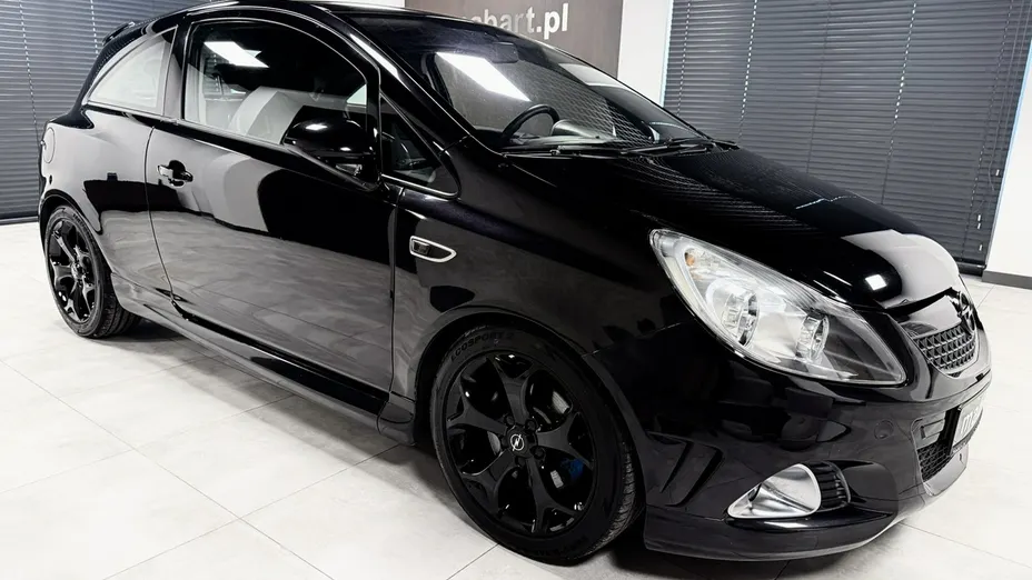 OPEL Corsa -