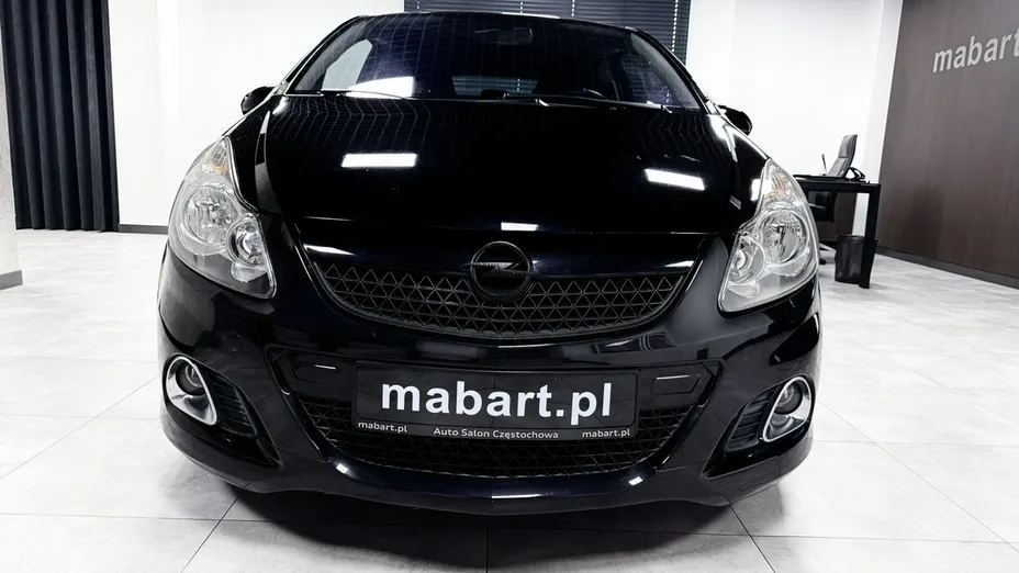 OPEL Corsa -