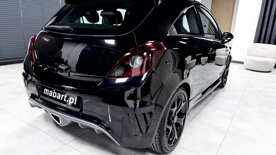OPEL Corsa -