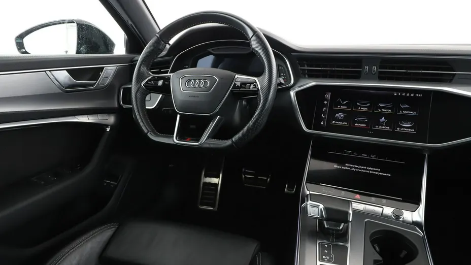 AUDI A6 -