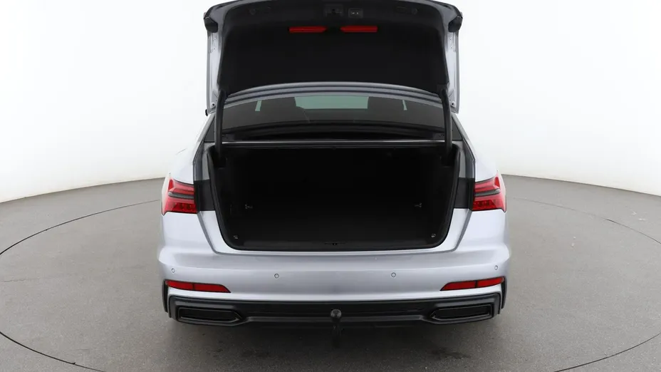AUDI A6 -