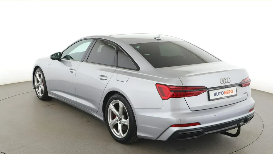 AUDI A6 -