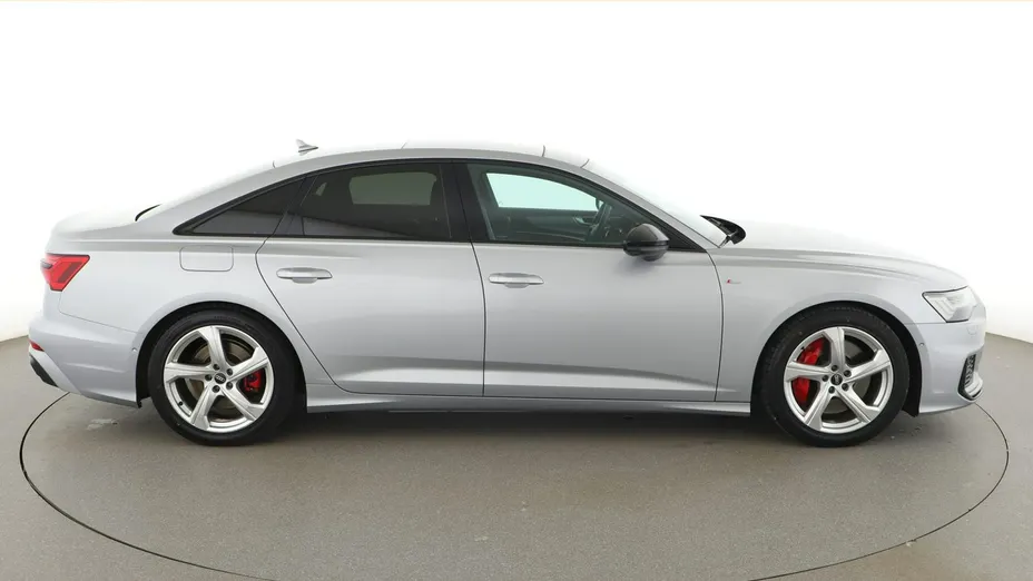 AUDI A6 -