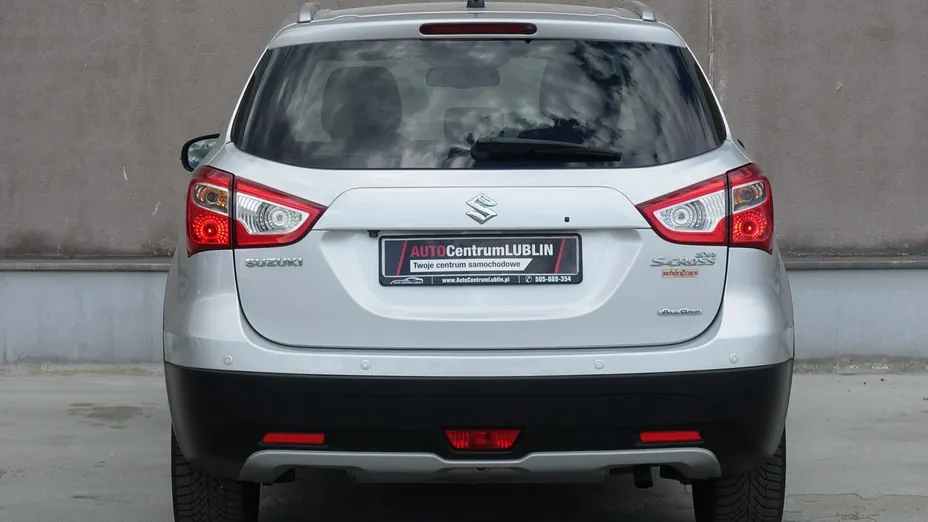 SUZUKI S-Cross -