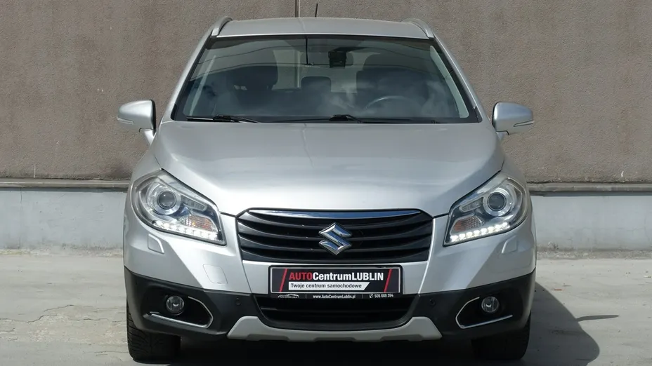 SUZUKI S-Cross -