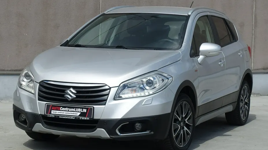 SUZUKI S-Cross -