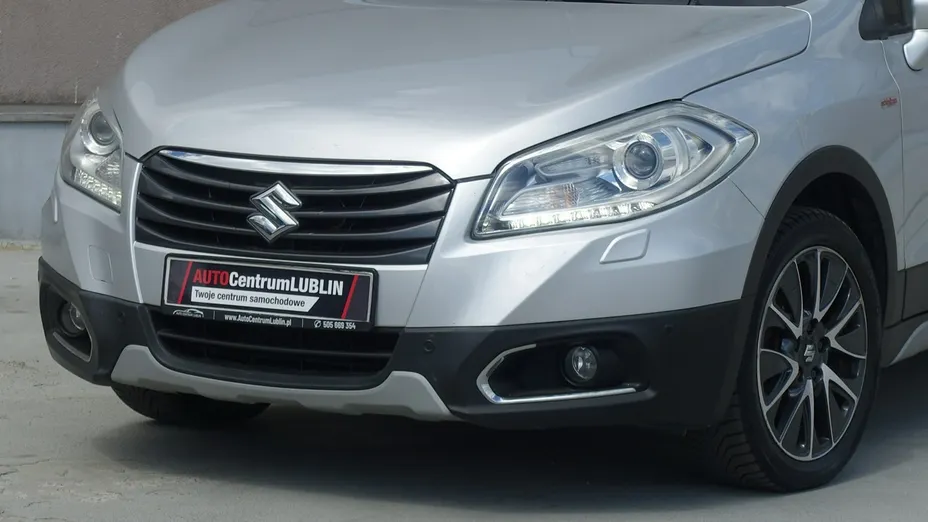 SUZUKI S-Cross -