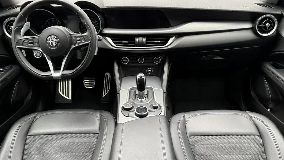 ALFA ROMEO Stelvio -