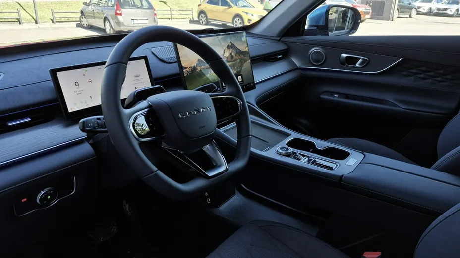 CHERY Tiggo 8 -