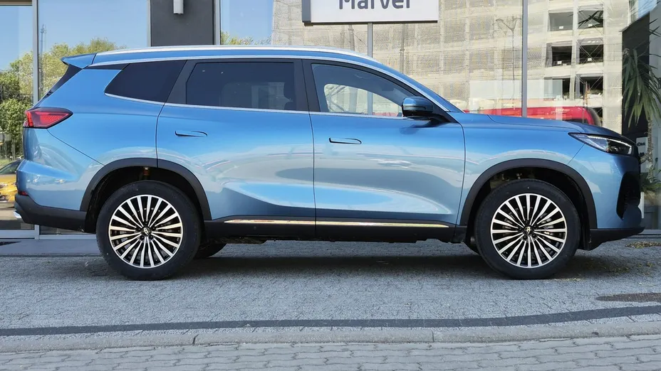 CHERY Tiggo 8 -