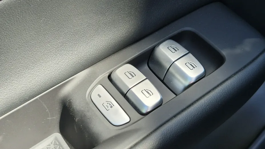 CHERY Tiggo 8 -