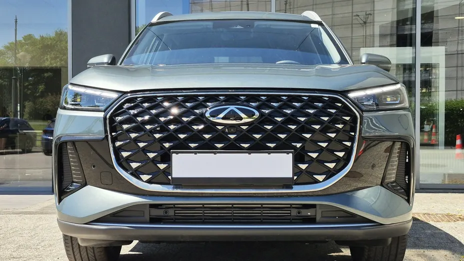 CHERY Tiggo 8 -