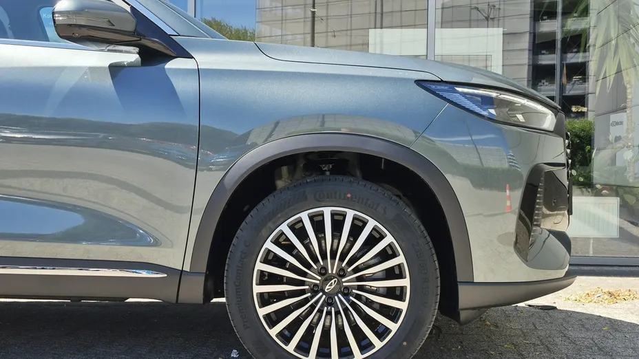 CHERY Tiggo 8 -