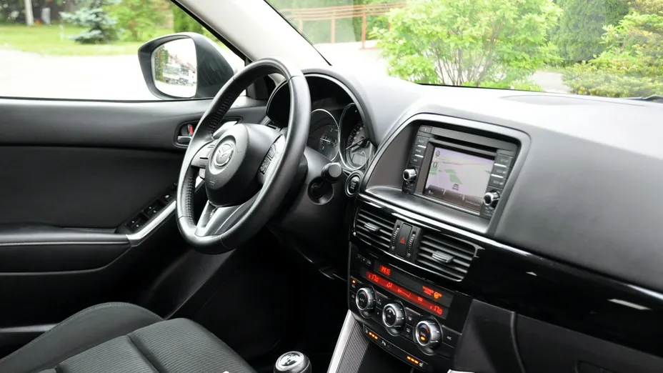MAZDA CX-5 -