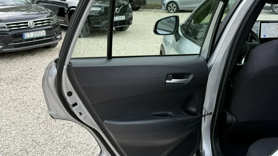 TOYOTA Corolla Cross -