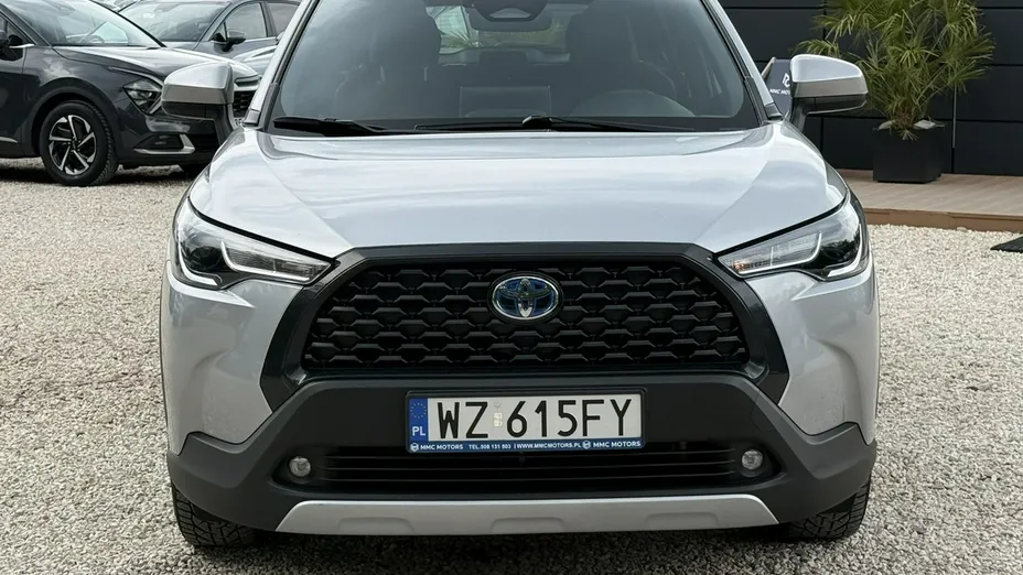 TOYOTA Corolla Cross -