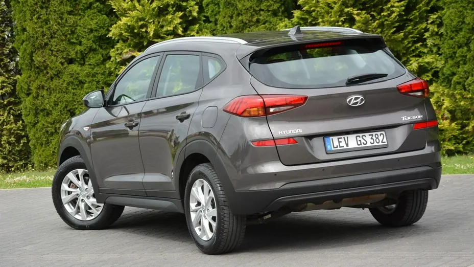 HYUNDAI Tucson -