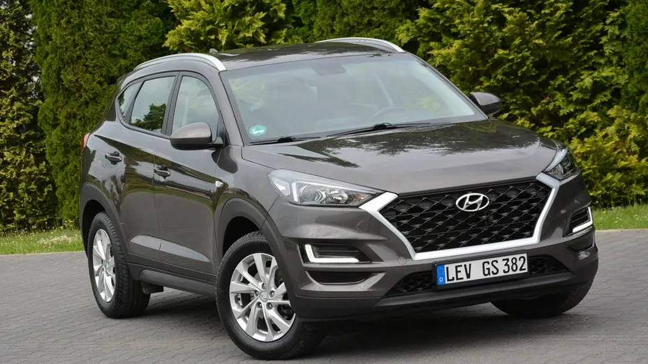 HYUNDAI Tucson -