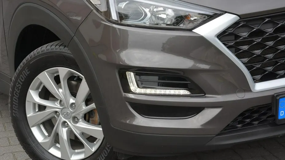 HYUNDAI Tucson -