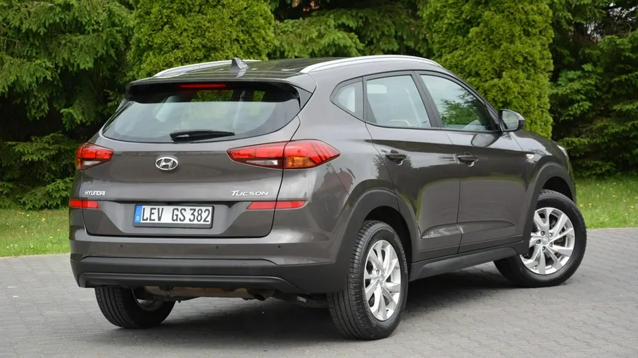 HYUNDAI Tucson -