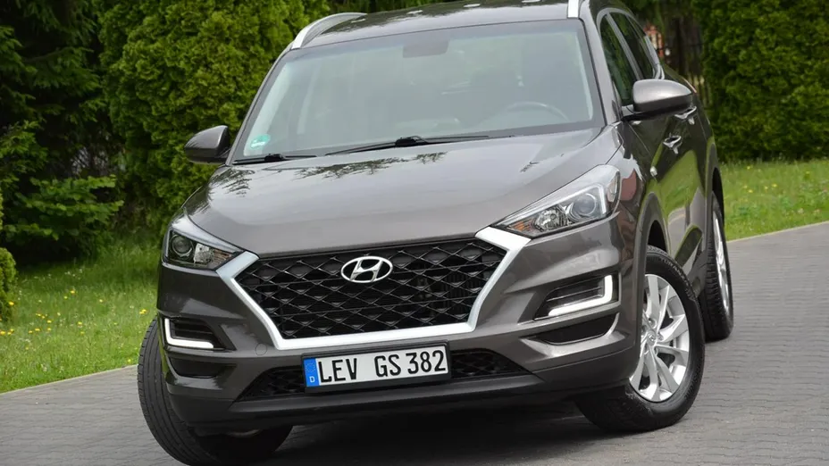 HYUNDAI Tucson -