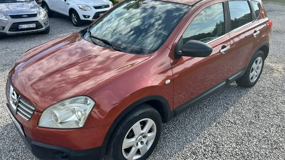 NISSAN Qashqai -