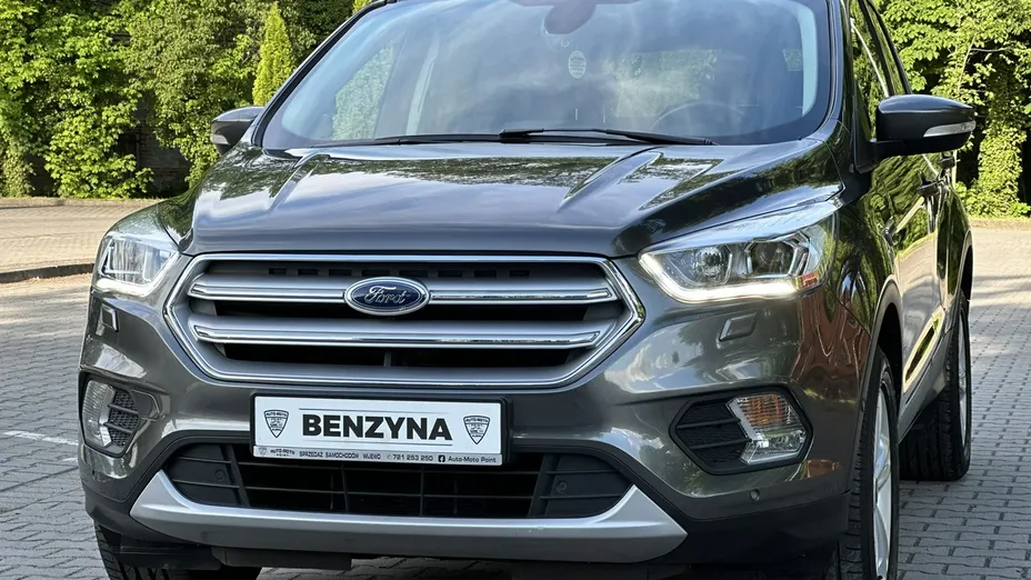 FORD Kuga -