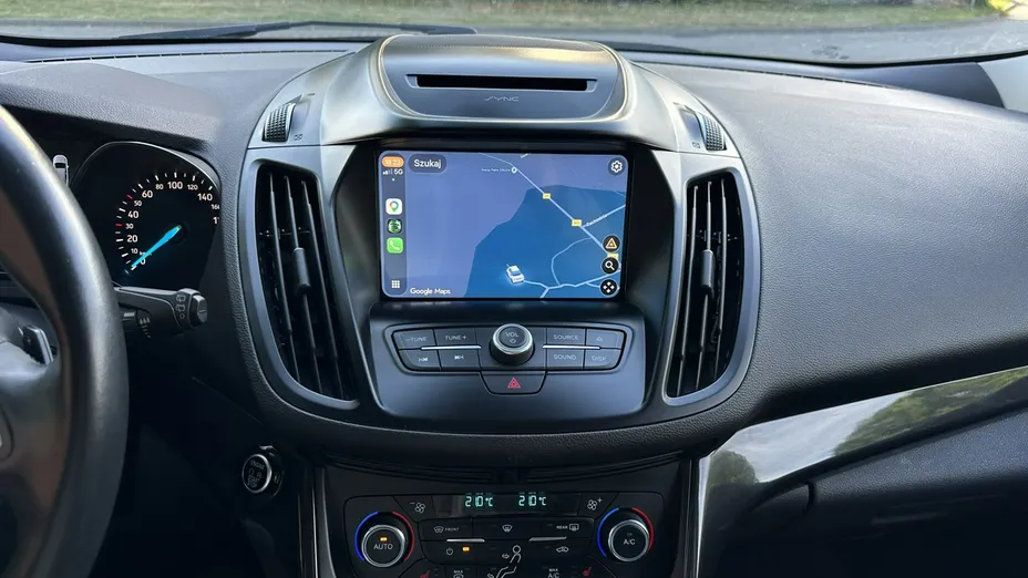 FORD Kuga -