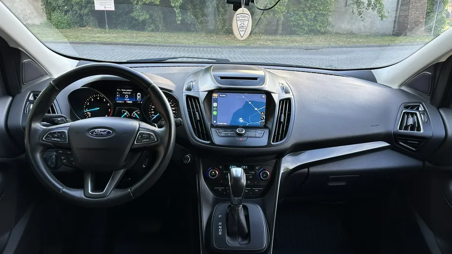 FORD Kuga -