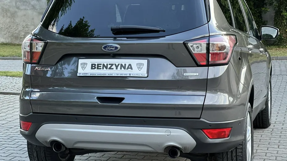FORD Kuga -
