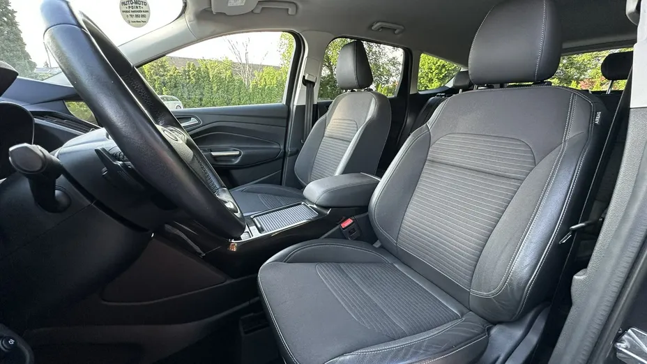 FORD Kuga -