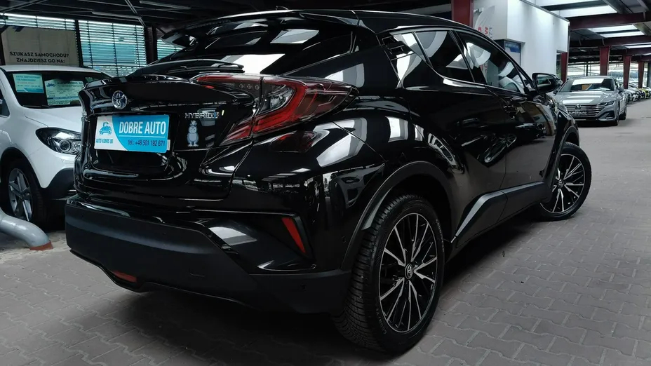 TOYOTA C-HR -