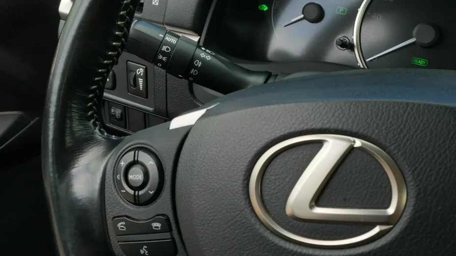 LEXUS CT -